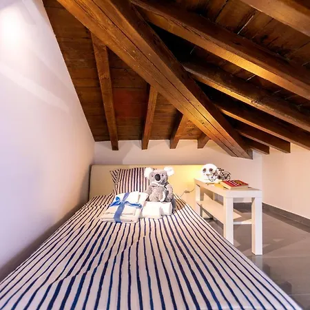 -malagasunapts- Private Terrace